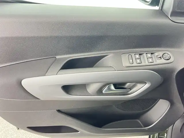 Opel Combo Life view 10