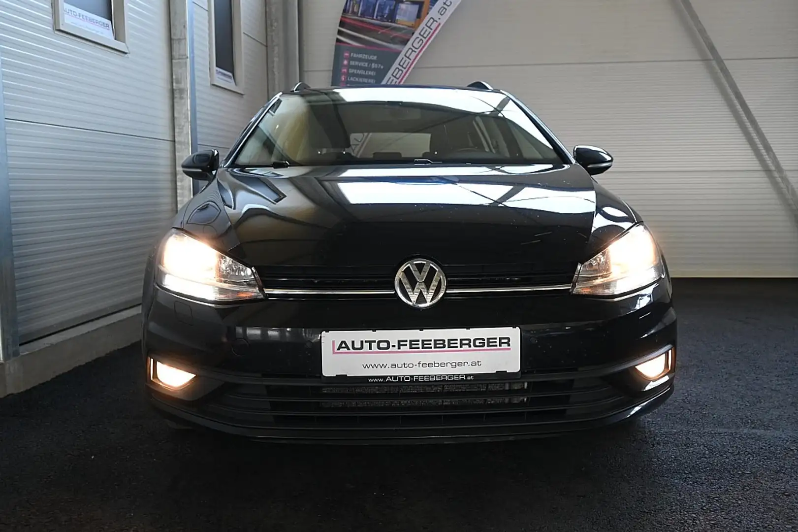 Volkswagen Golf Variant 1,6 TDI Basis Noir - 2