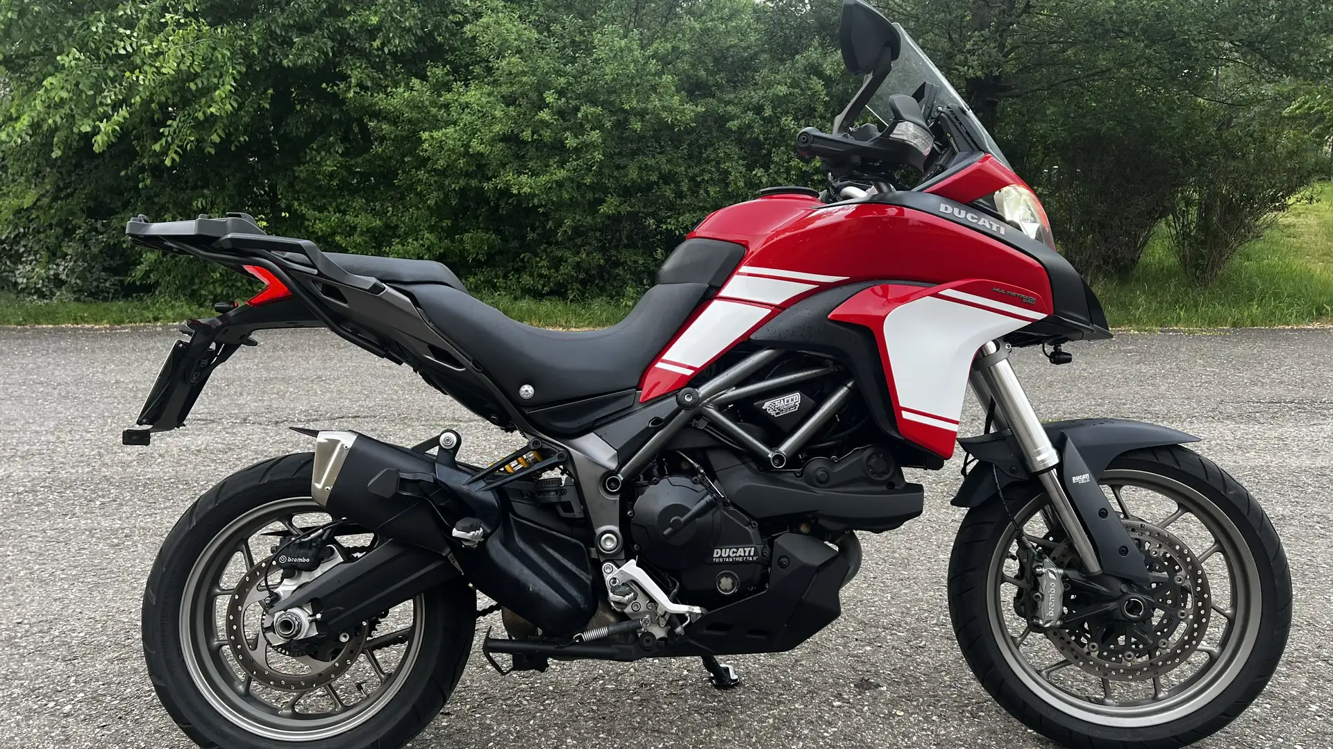 Ducati Multistrada 950 Ducati Red dashcam apple android - 1