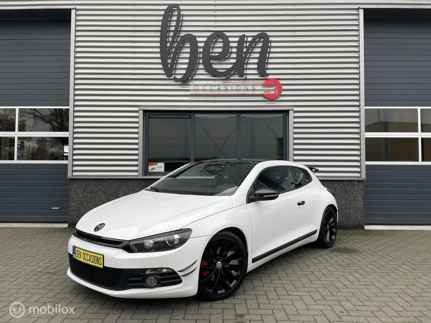 Volkswagen Scirocco 2.0 TSI Highline UNIEK!!! Blanc - 1
