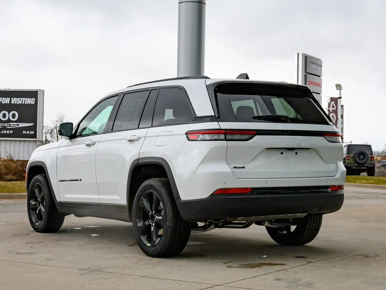 Jeep Grand Cherokee снимка Jeep Grand Cherokee