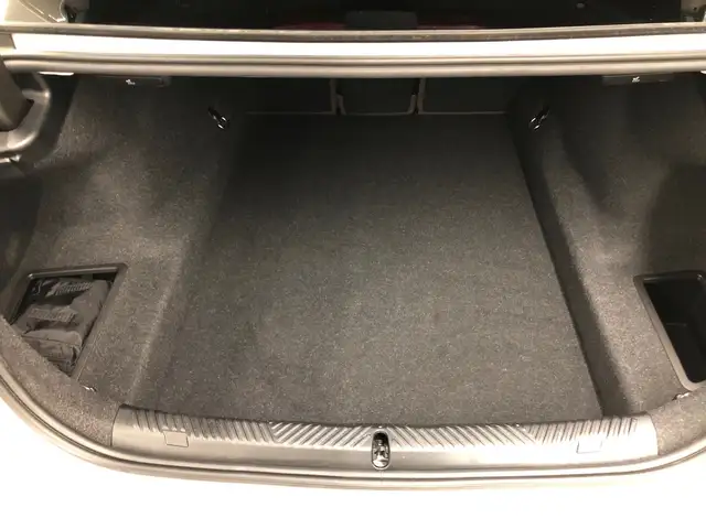BMW 550 e xDrive Ansicht 11