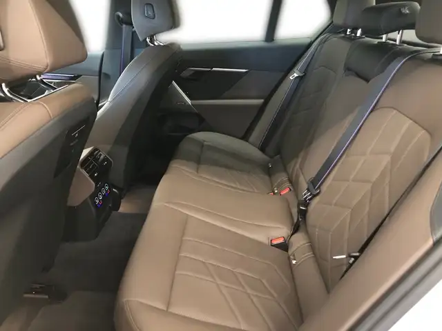 BMW 550 e xDrive Ansicht 7