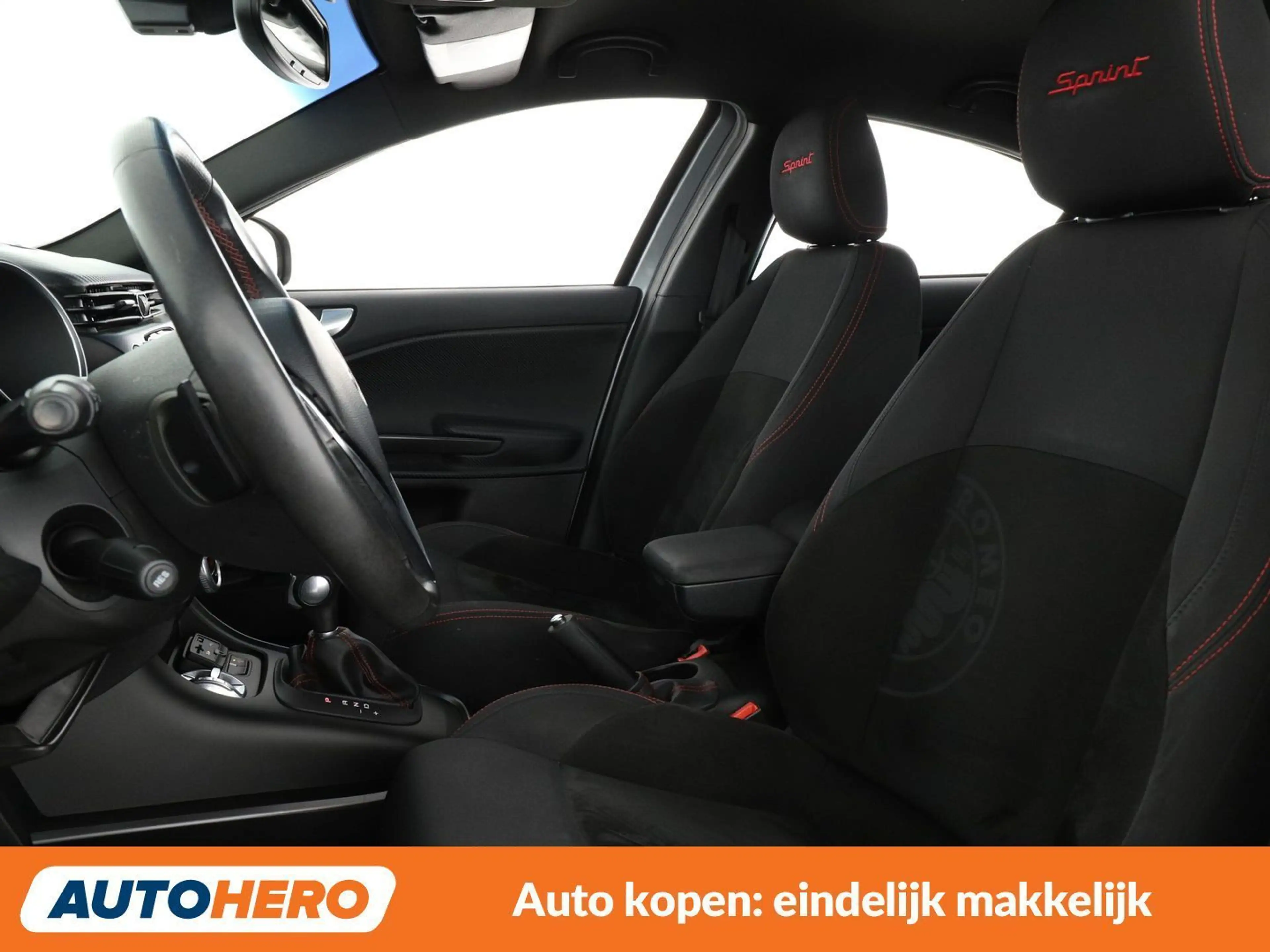 Alfa Romeo Giulietta 1.4 Turbo Sprint — photo 10