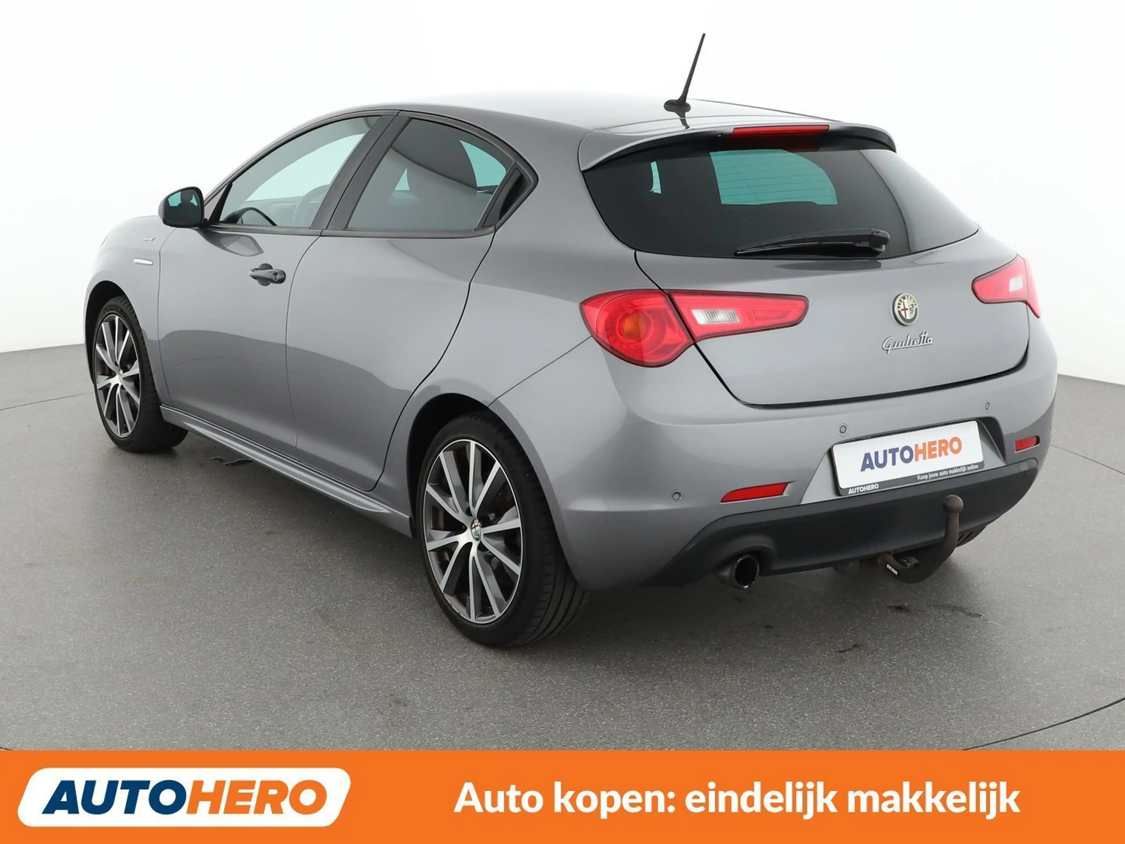 Alfa Romeo Giulietta 1.4 Turbo Sprint — photo 4