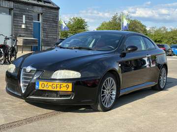 1.8 TS Distinctive