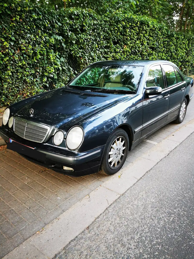 Mercedes-Benz E 220 CDI Elegance - 2
