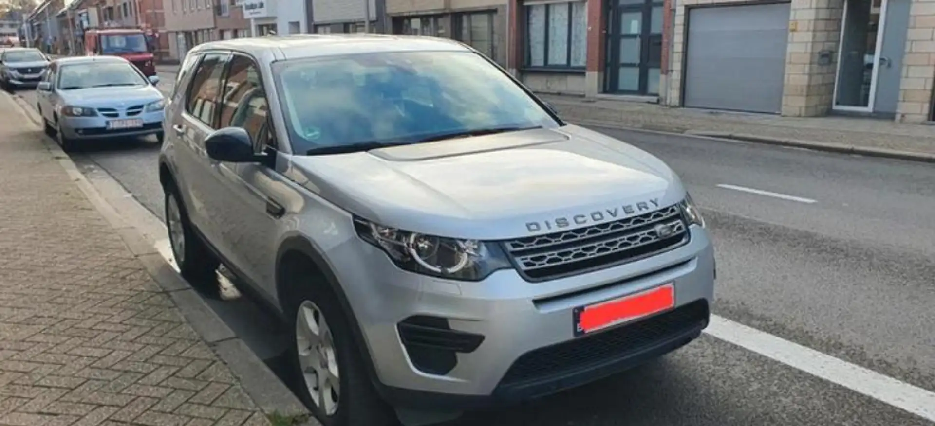 Land Rover Discovery Sport 2.0 eD4 E-Capability SE Zilver - 2