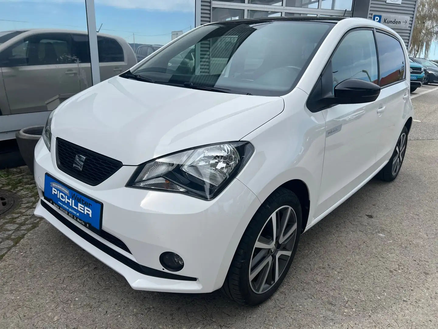 SEAT Mii electric Plus Weiß - 1