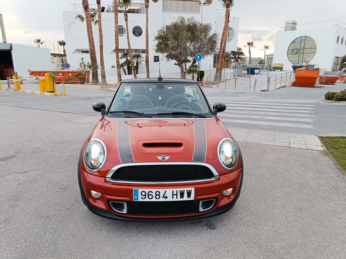 MINI Cooper SD Cabrio Aut. S Naranja - 2