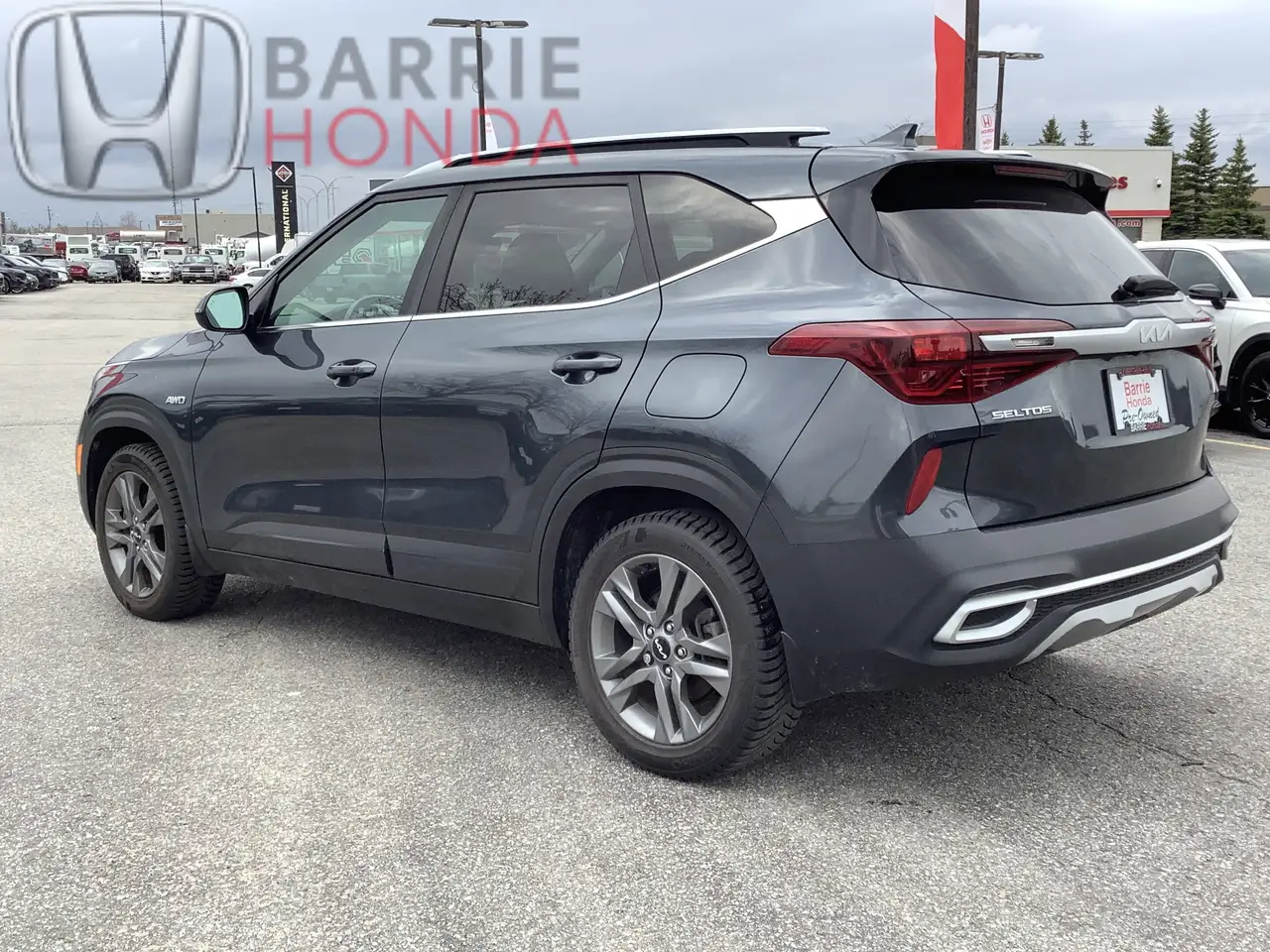 Kia Seltos снимка Kia Seltos