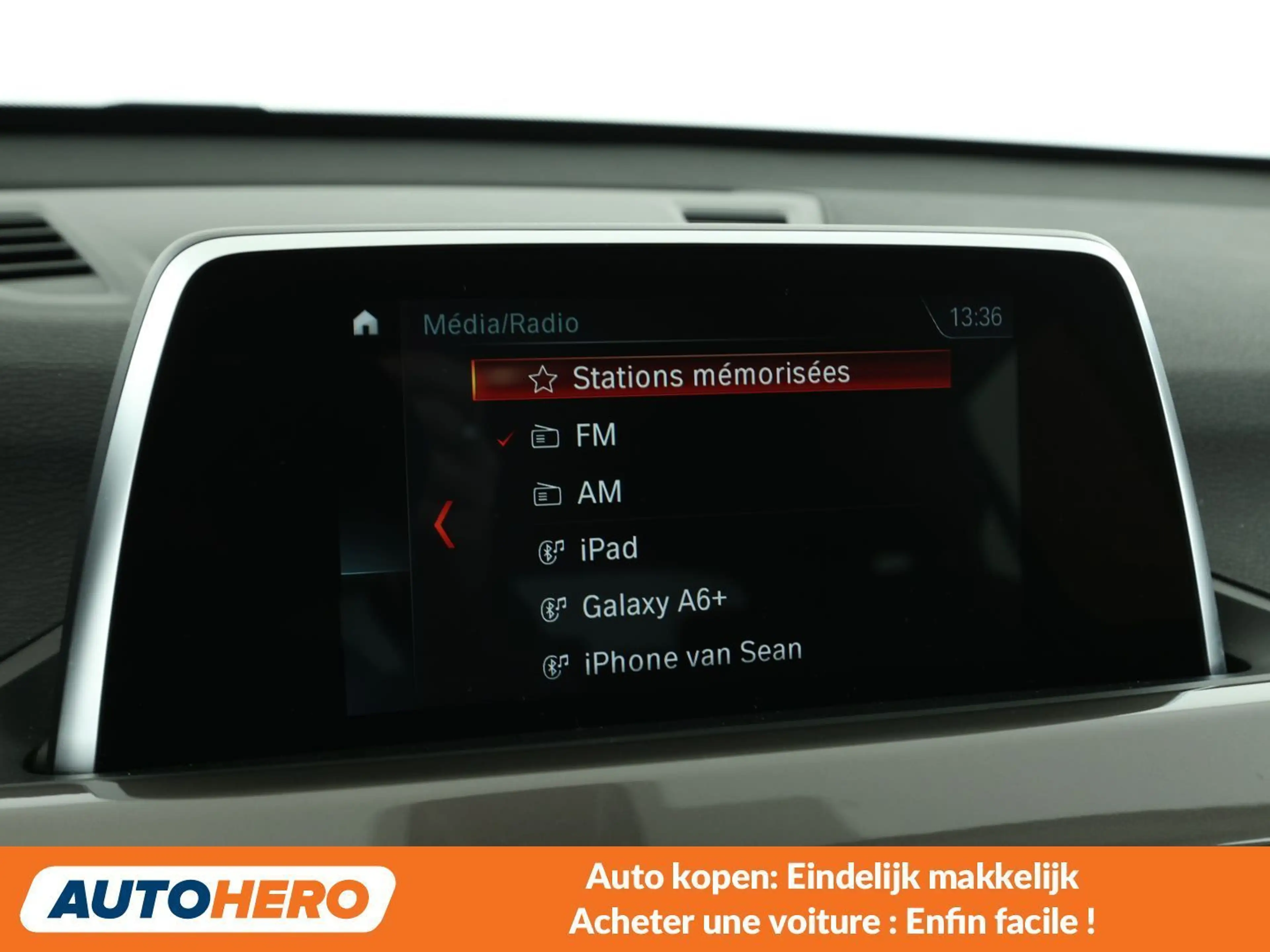 BMW X1 sDrive 18d xLine — photo 10