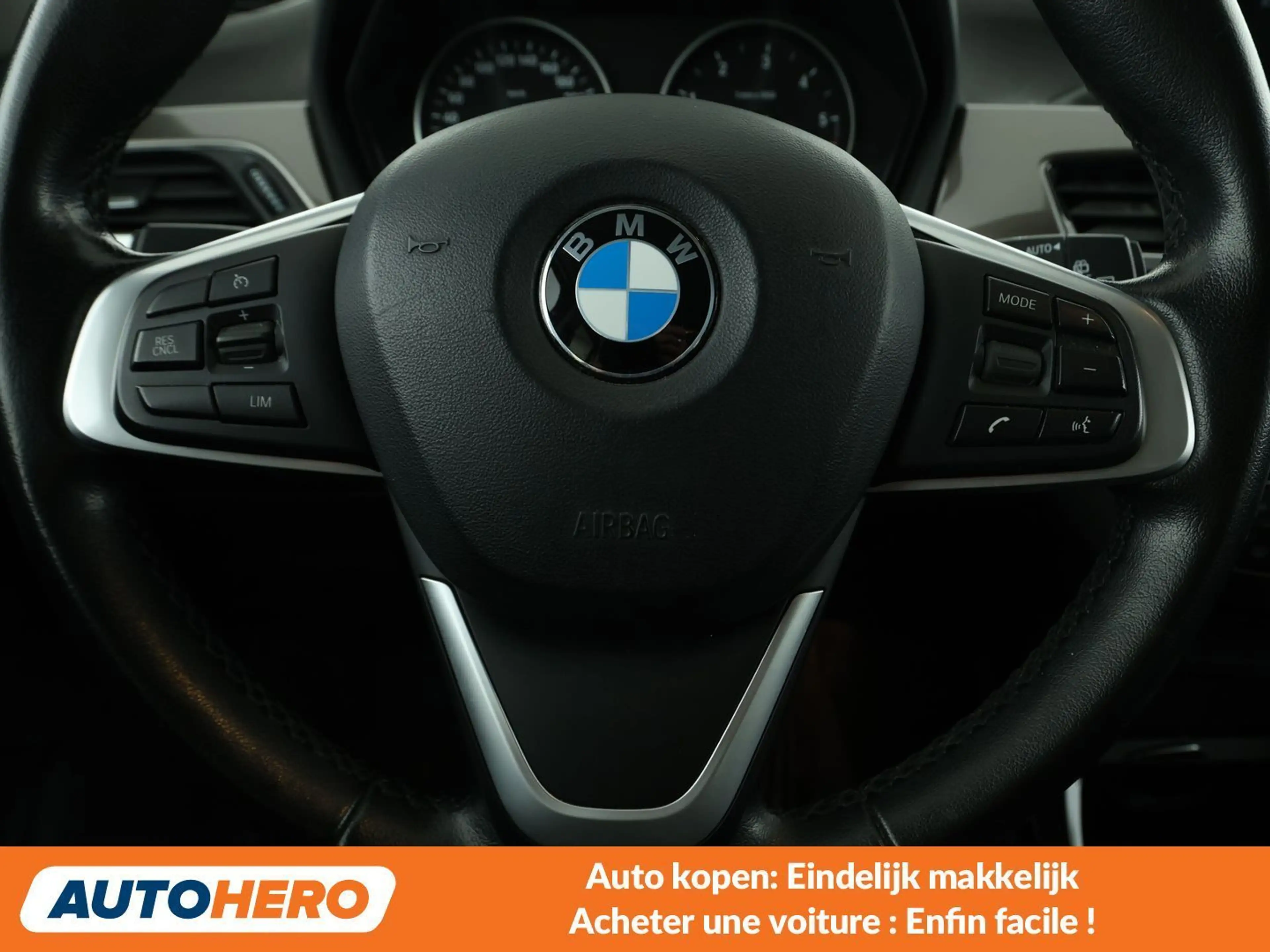 BMW X1 sDrive 18d xLine — photo 5