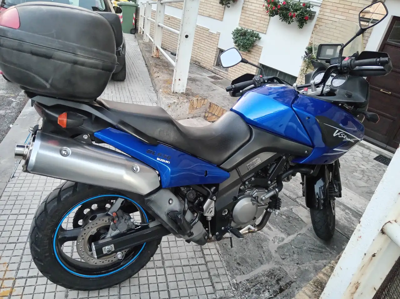 Suzuki V-Strom 650