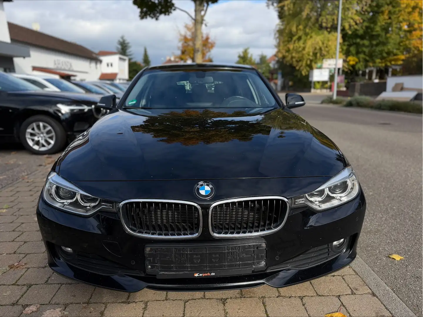 BMW 320 320d xDrive Touring Navi Kamera Noir - 2