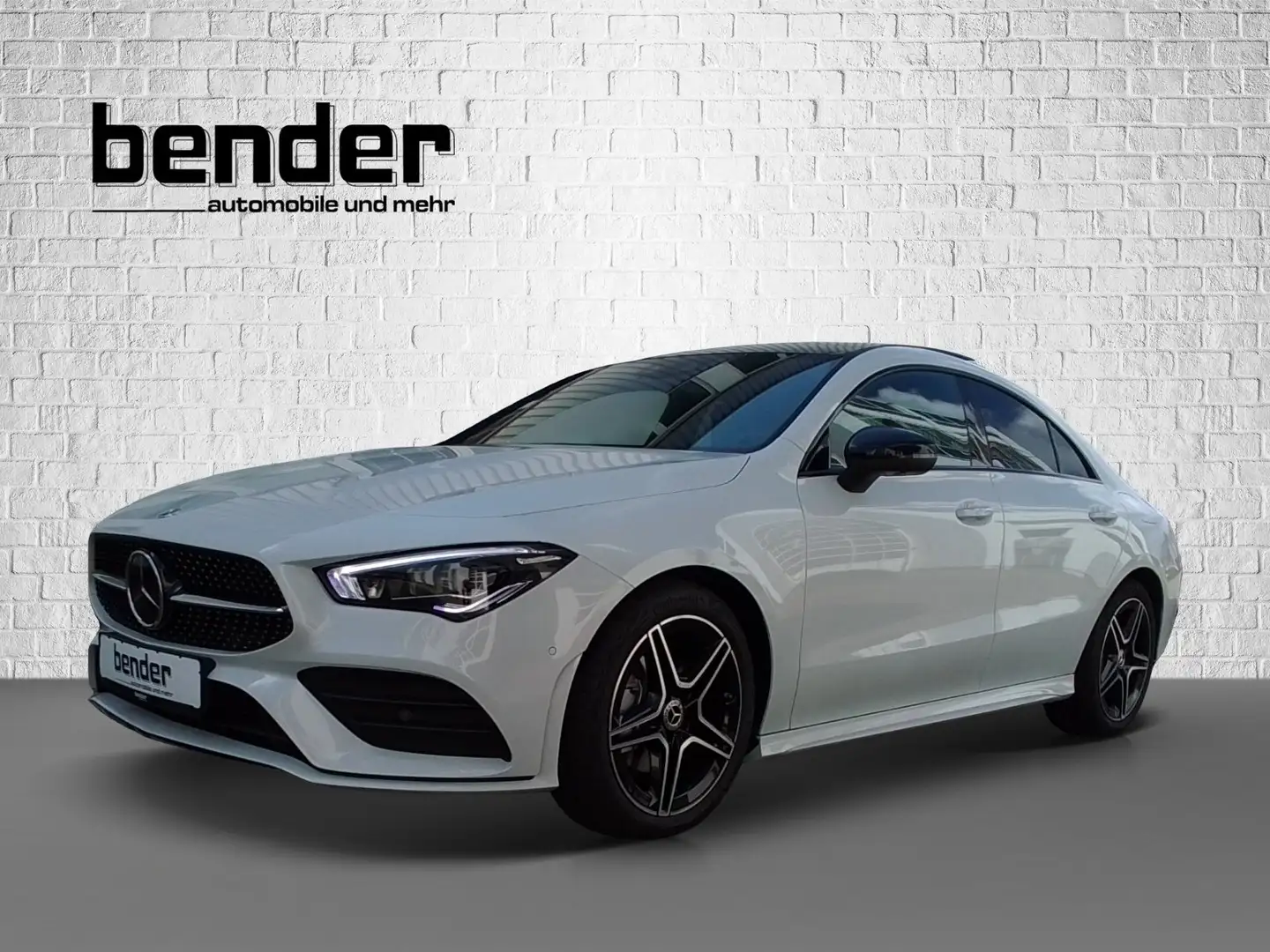 Mercedes-Benz CLA 200 4M*AMG-LINE*PANO*360°*MULTIBEAM*KEYLESS-GO* Wit - 1