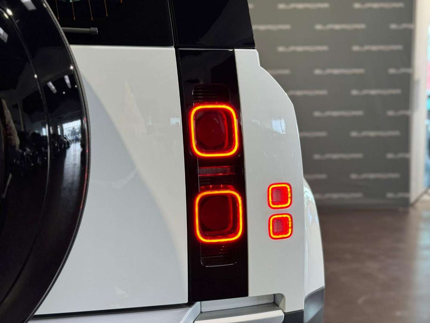 Land Rover Defender 90 S 3.0D I6 200 CV AWD Auto -  - Joinsteer - #5