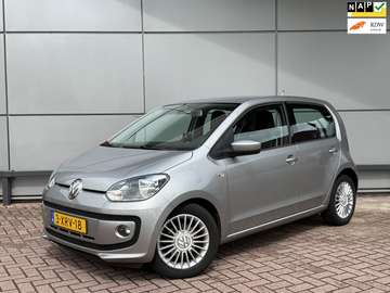 1.0 high up! BlueMotion | Leer | Navigatie | Fende