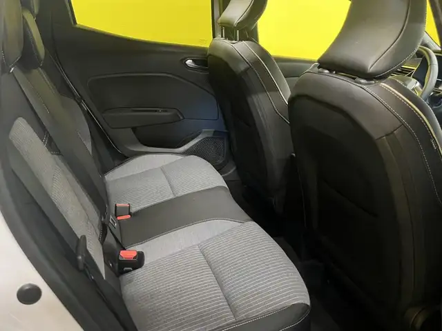 Renault Clio view 5