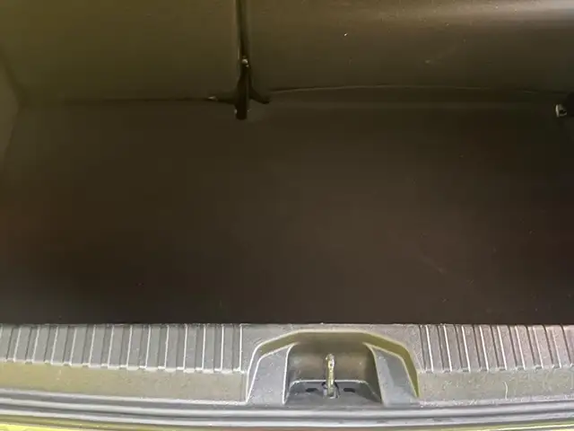 Renault Clio view 12