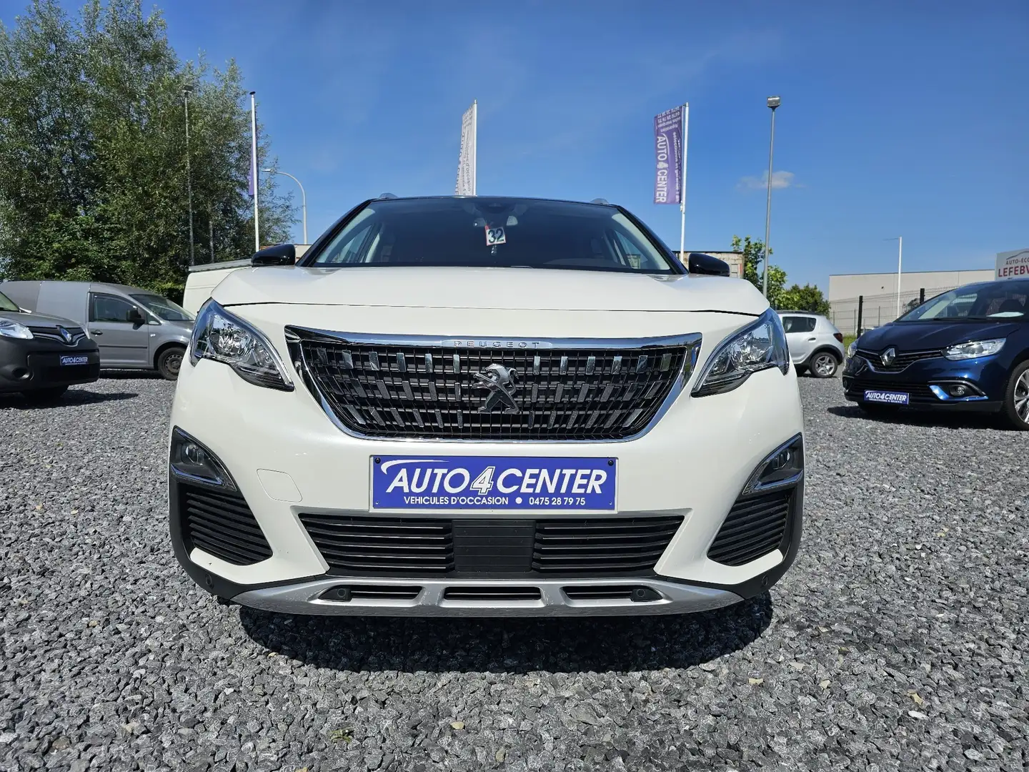 Peugeot 3008 1.5 BlueHDi Allure // BOITE AUTO / GARANTIE 1 AN// Blanc - 2