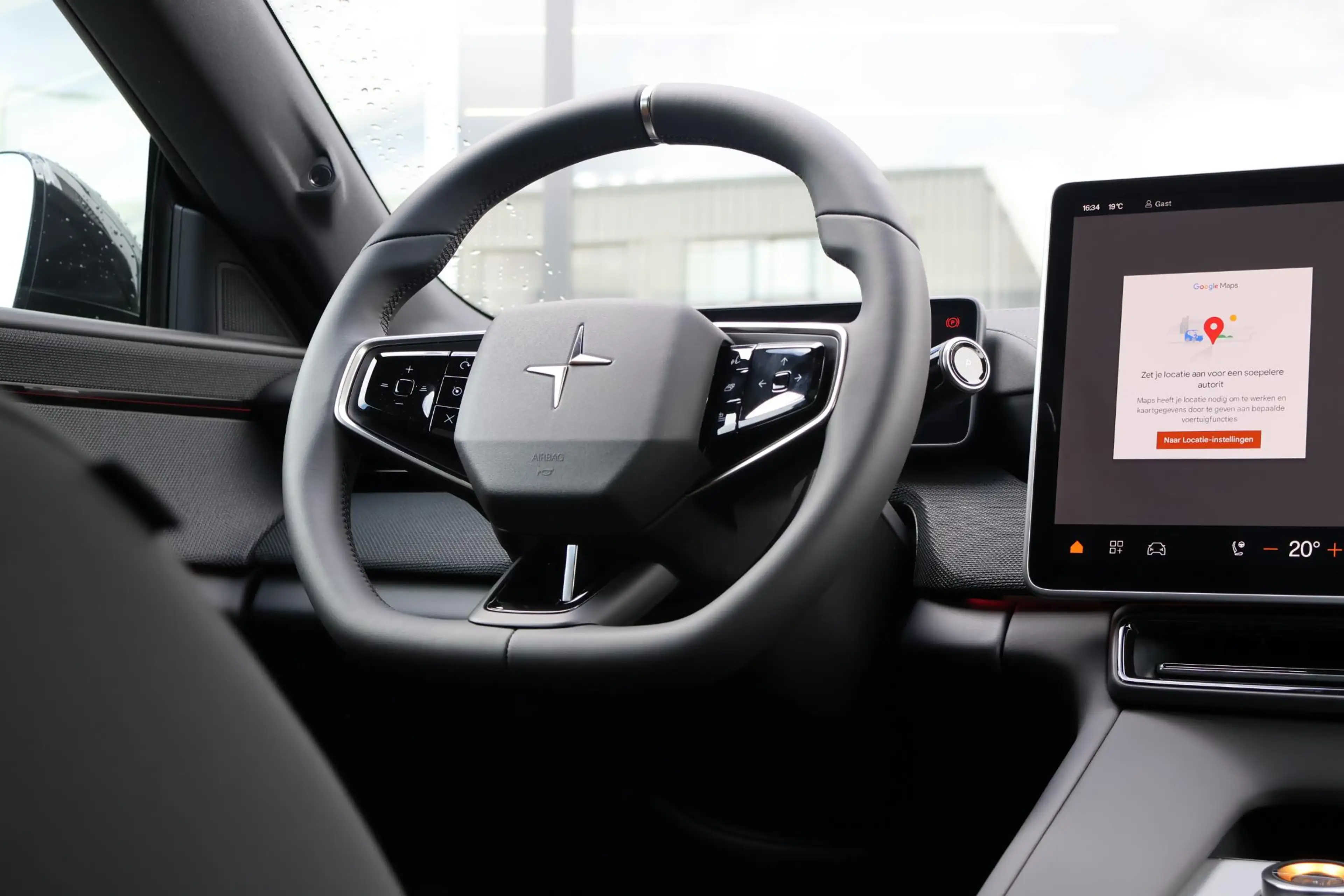 Polestar 4 Long Range Dual Motor Performance Prime 100 kWh Pa — photo 15