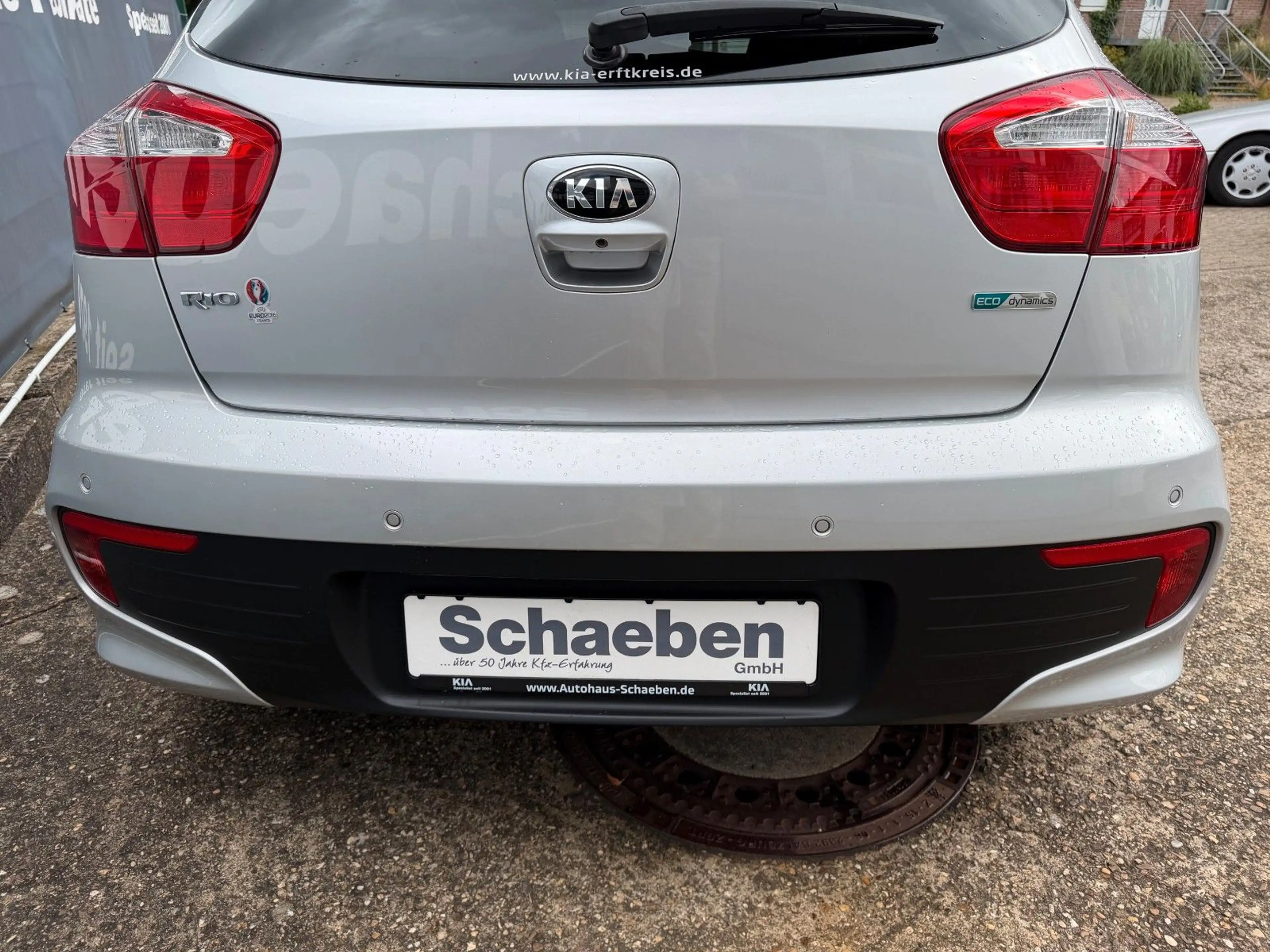 Kia Rio 1.4 UEFA EURO 2016 — photo 9