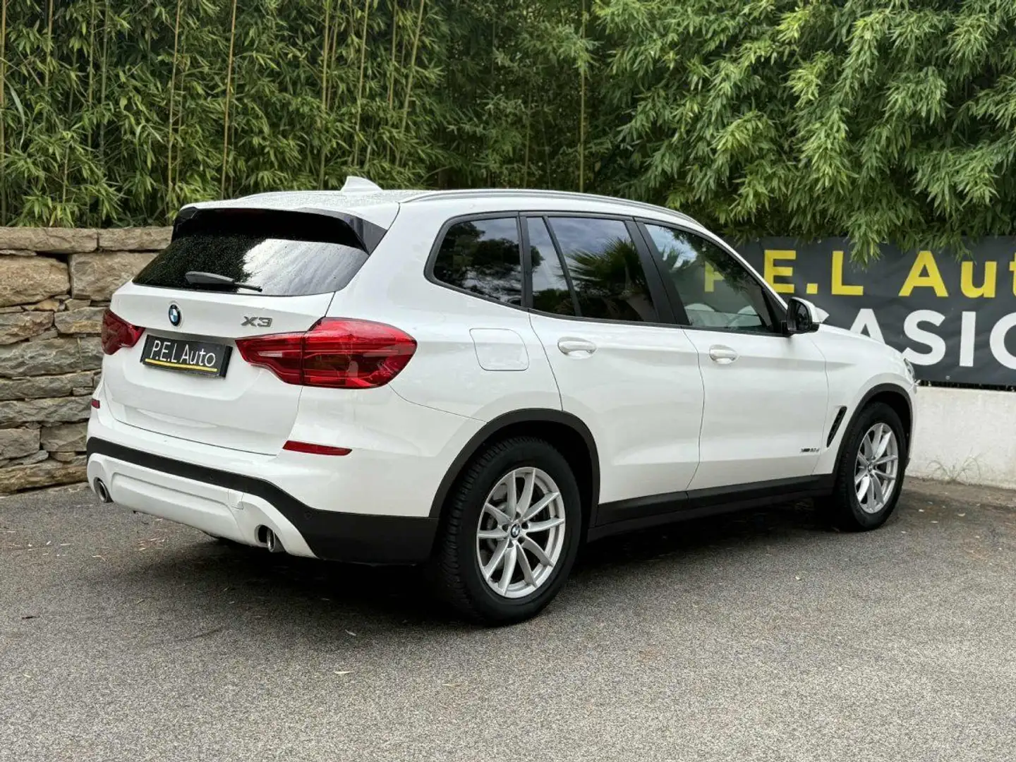 BMW X3 xDrive20d 190ch BVA8 Lounge Weiß - 2