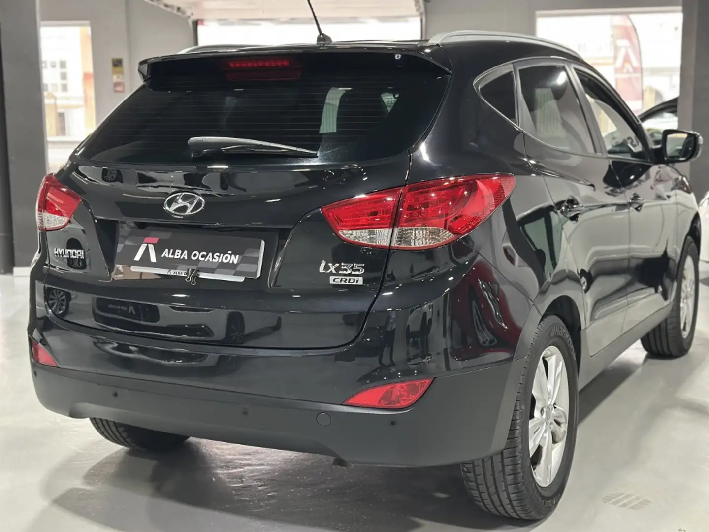 Hyundai iX35 1.7CRDI Comfort 4x2 Zwart - 2