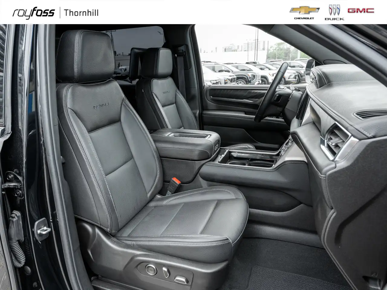 GMC Yukon photo GMC Yukon