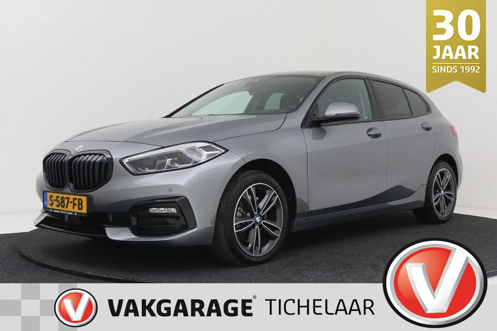 BMW 118 1-serie 118i Introduction Edition | Org NL | Recen Grijs - 1