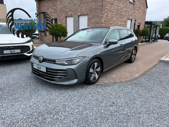 Volkswagen Passat Variant 1.5 eTSI 150PK DSG *8166KM* MEMORY/S EL/KOF 1EIG