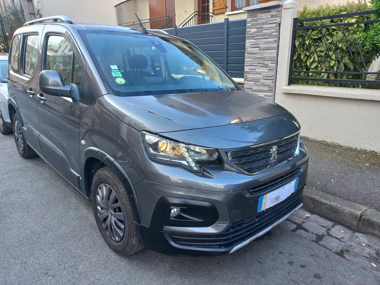 Peugeot Rifter Rifter Standard BlueHDi 100 BVM5 Allure Gris - 1