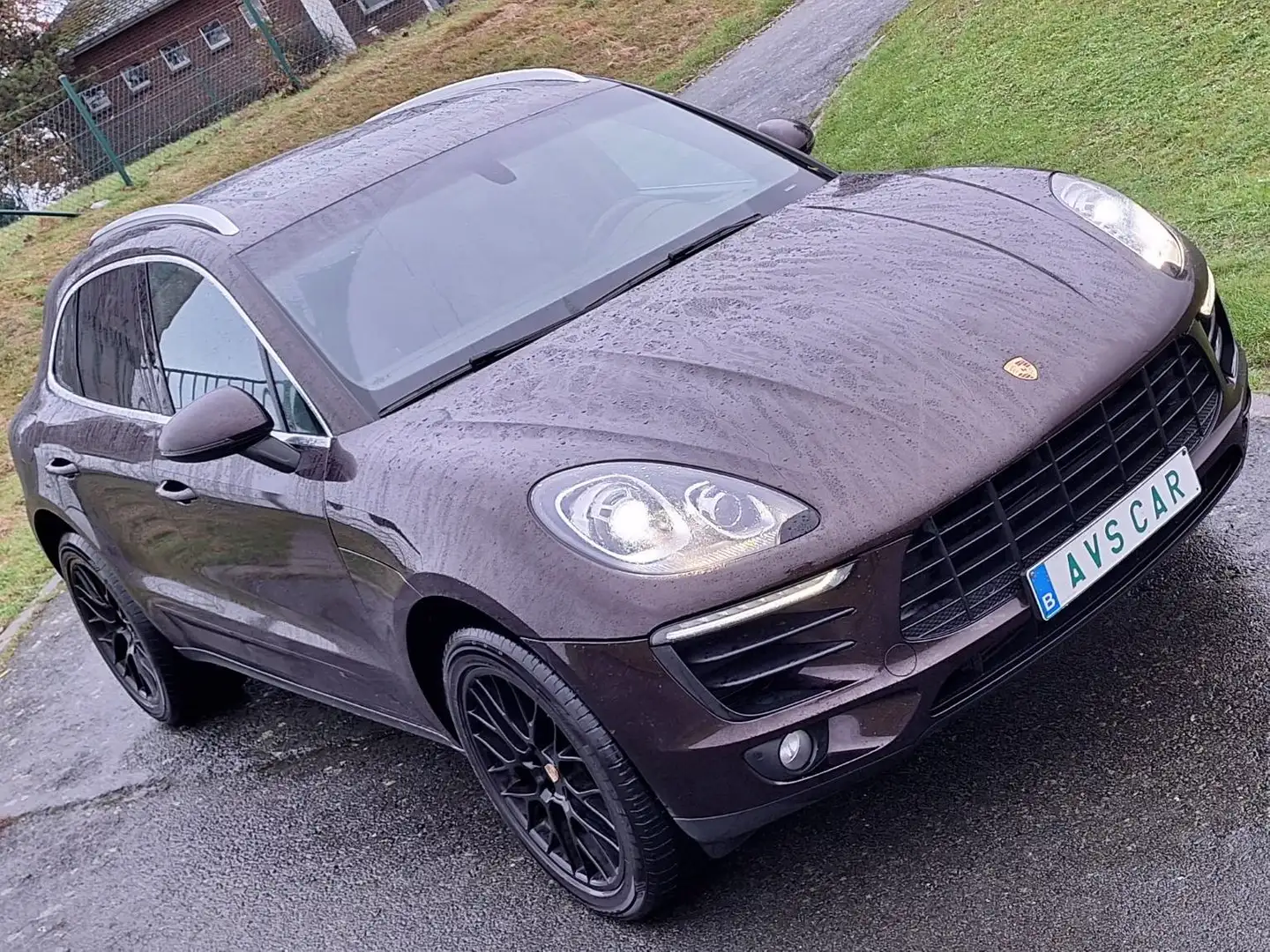 Porsche Macan 3.0 V6 Bi-Turbo S PDK Brun - 1