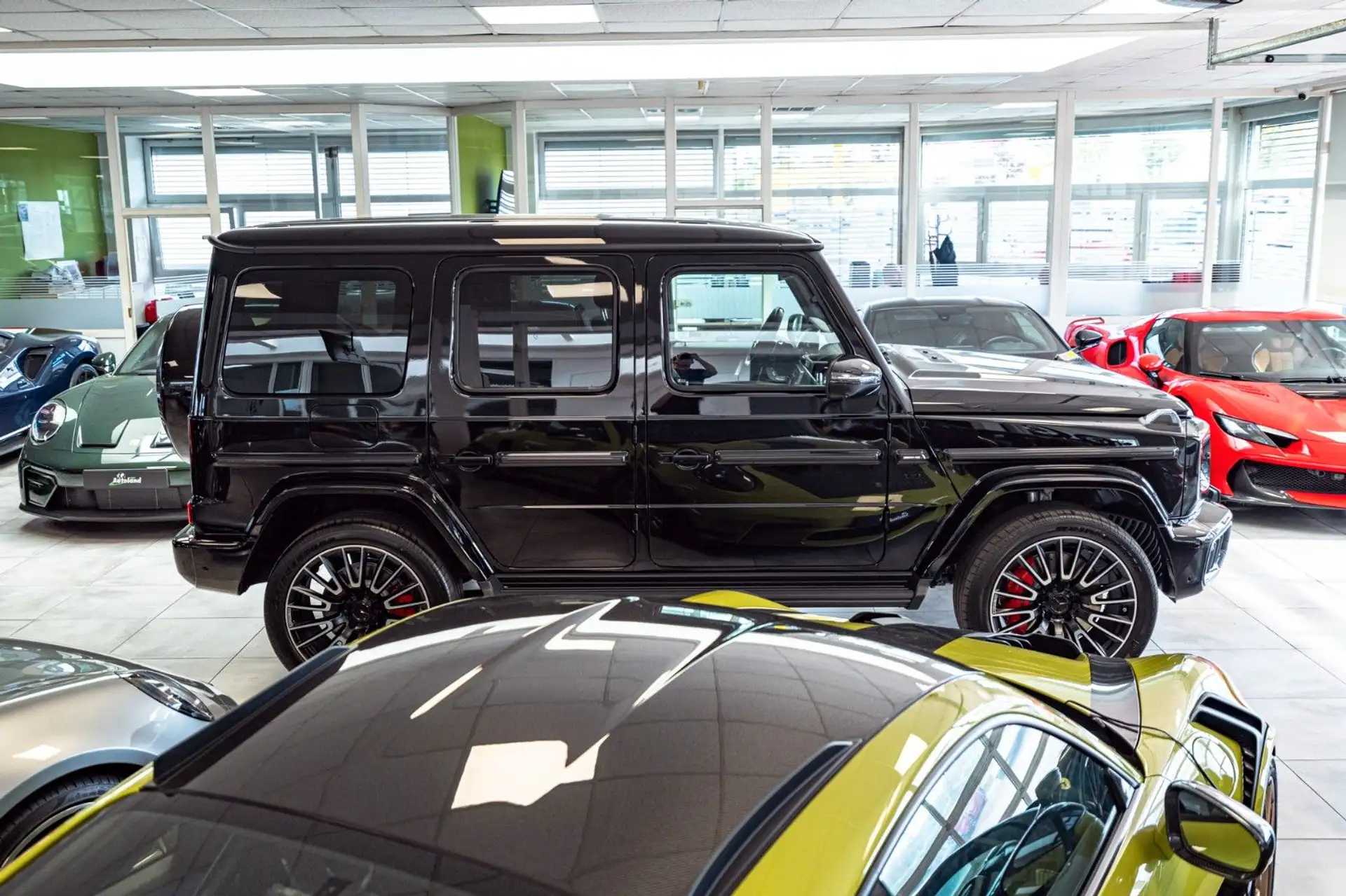 벤츠 G-Class G 63 AMG 2026 검정 사진 8