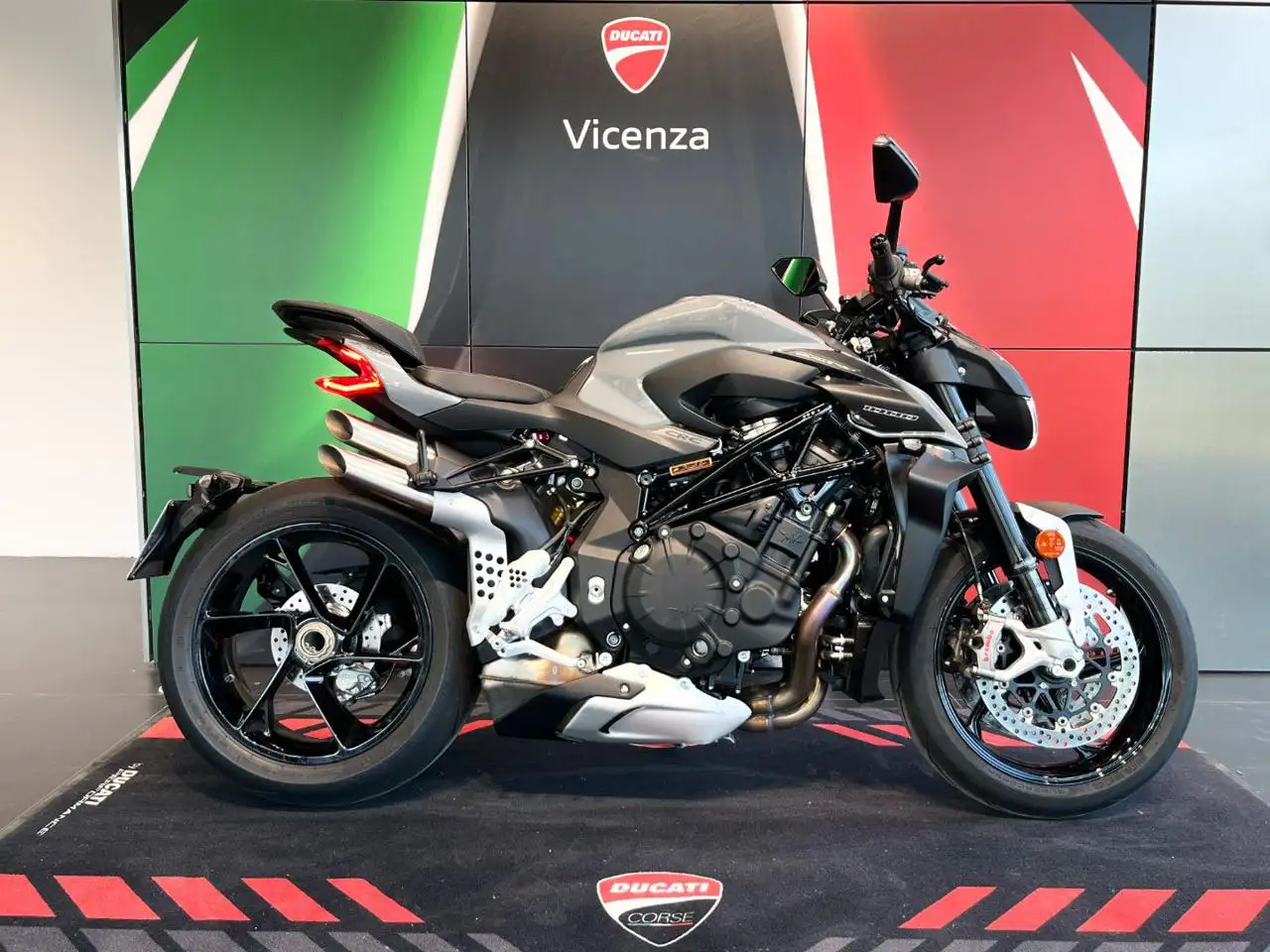 MV Agusta Brutale