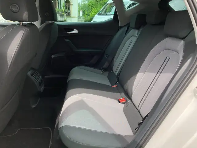 Seat Leon view 11
