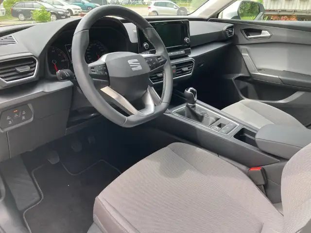 Seat Leon view 10