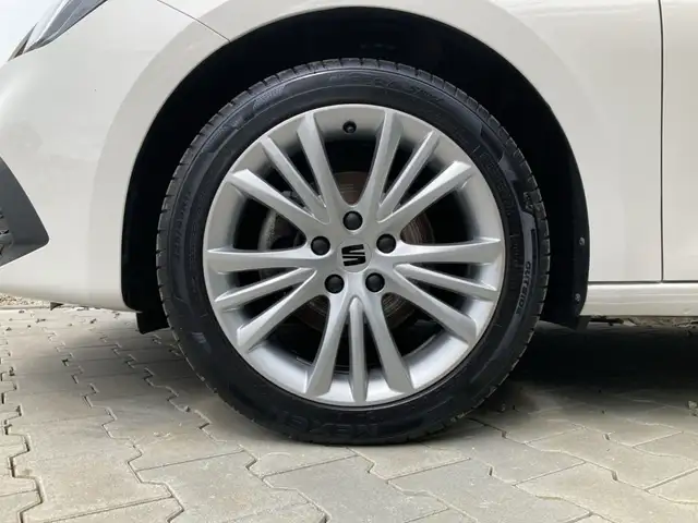 Seat Leon view 13