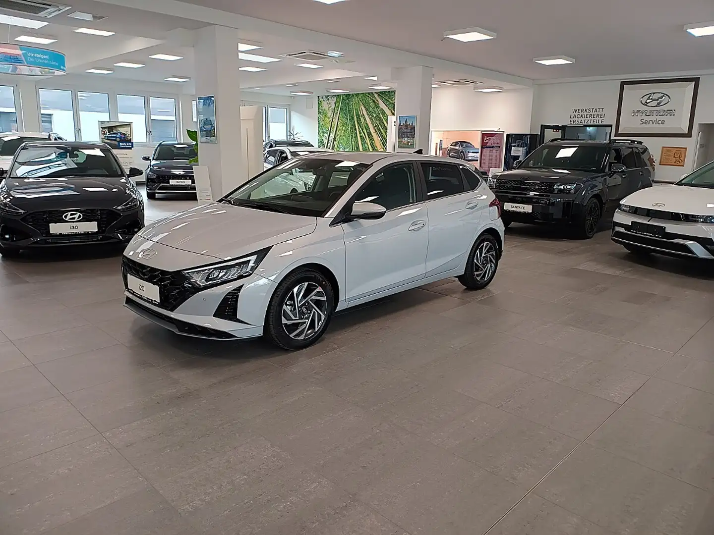 Hyundai i20 1,0 T-GDI GO! Plus *LED*Navi*Klima* Grau - 2