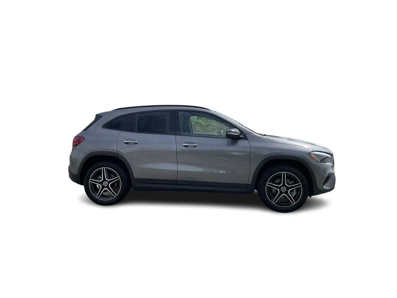 Mercedes-Benz GLA снимка Mercedes-Benz GLA