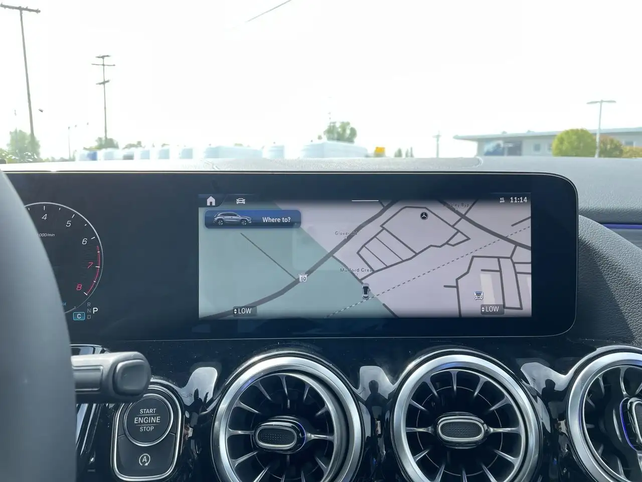 Mercedes-Benz GLA снимка Mercedes-Benz GLA