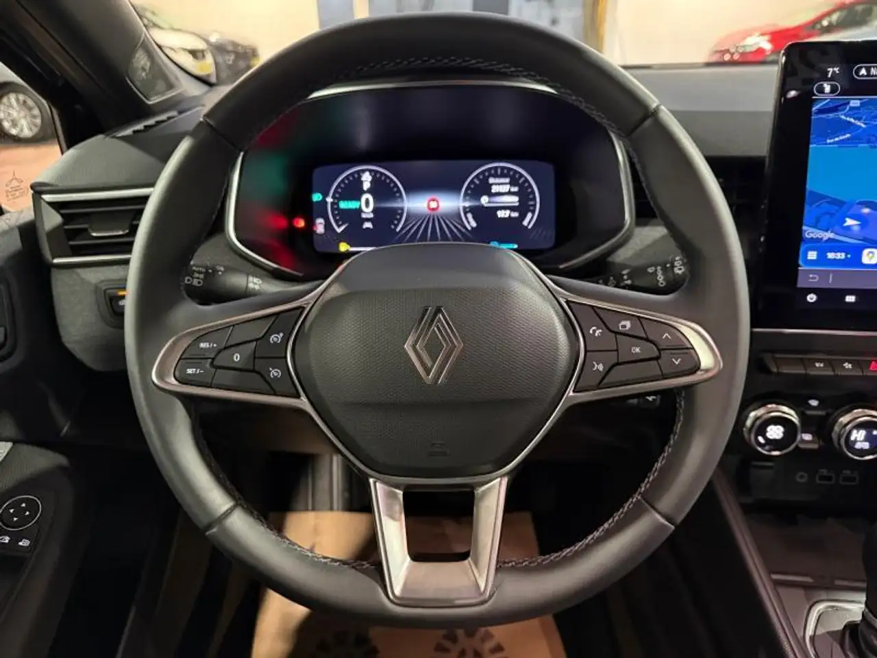 Renault Clio 1.6 145cv Automatic hybride noir 10/24 21109km GPS, миниатюра 12