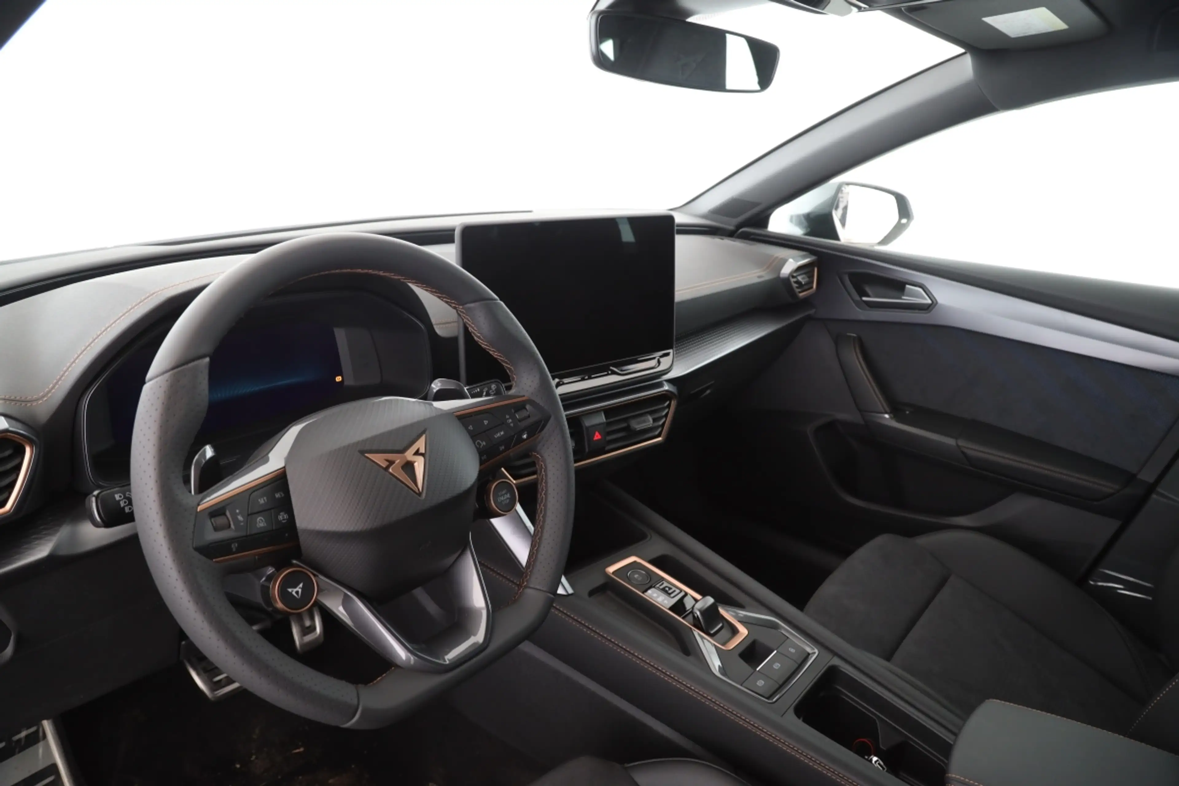 CUPRA Leon 1.5 eTSI DSG | Intelligent Drive Paket | — photo 11