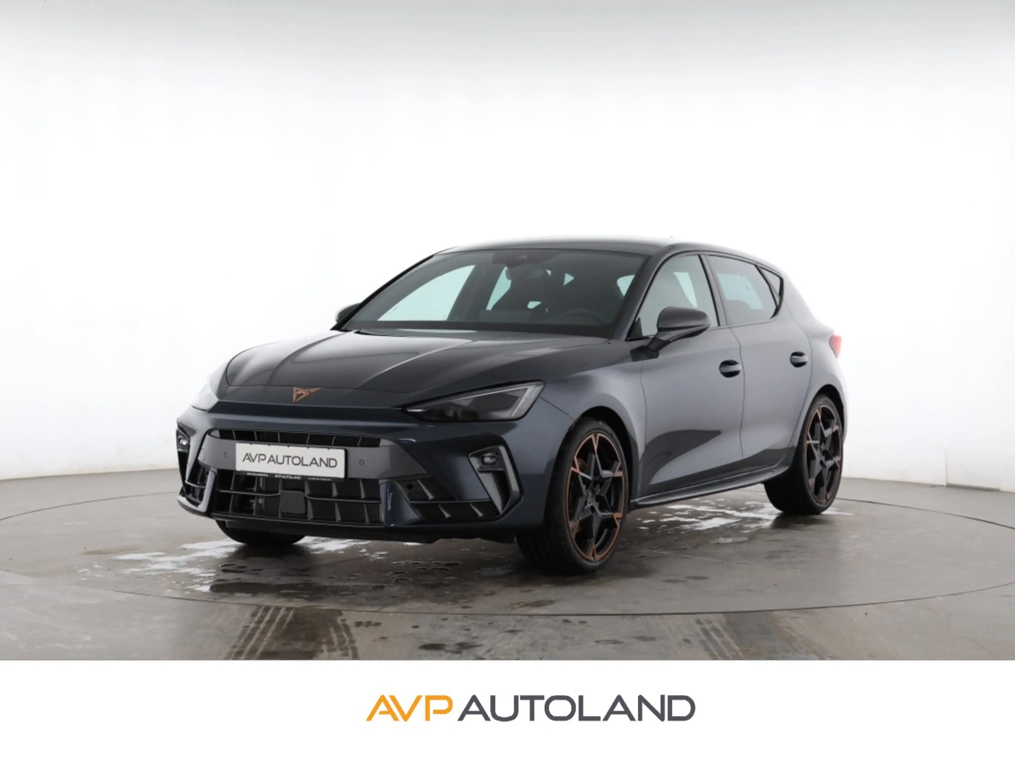CUPRA Leon 1.5 eTSI DSG | Intelligent Drive Paket |