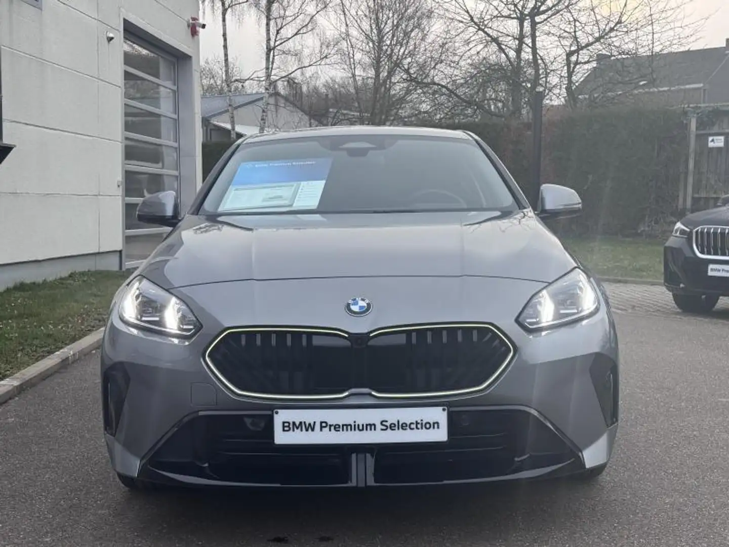 BMW 116 iA Pack M Sport LED HUD Toit Pano *TVAC* Gris - 2