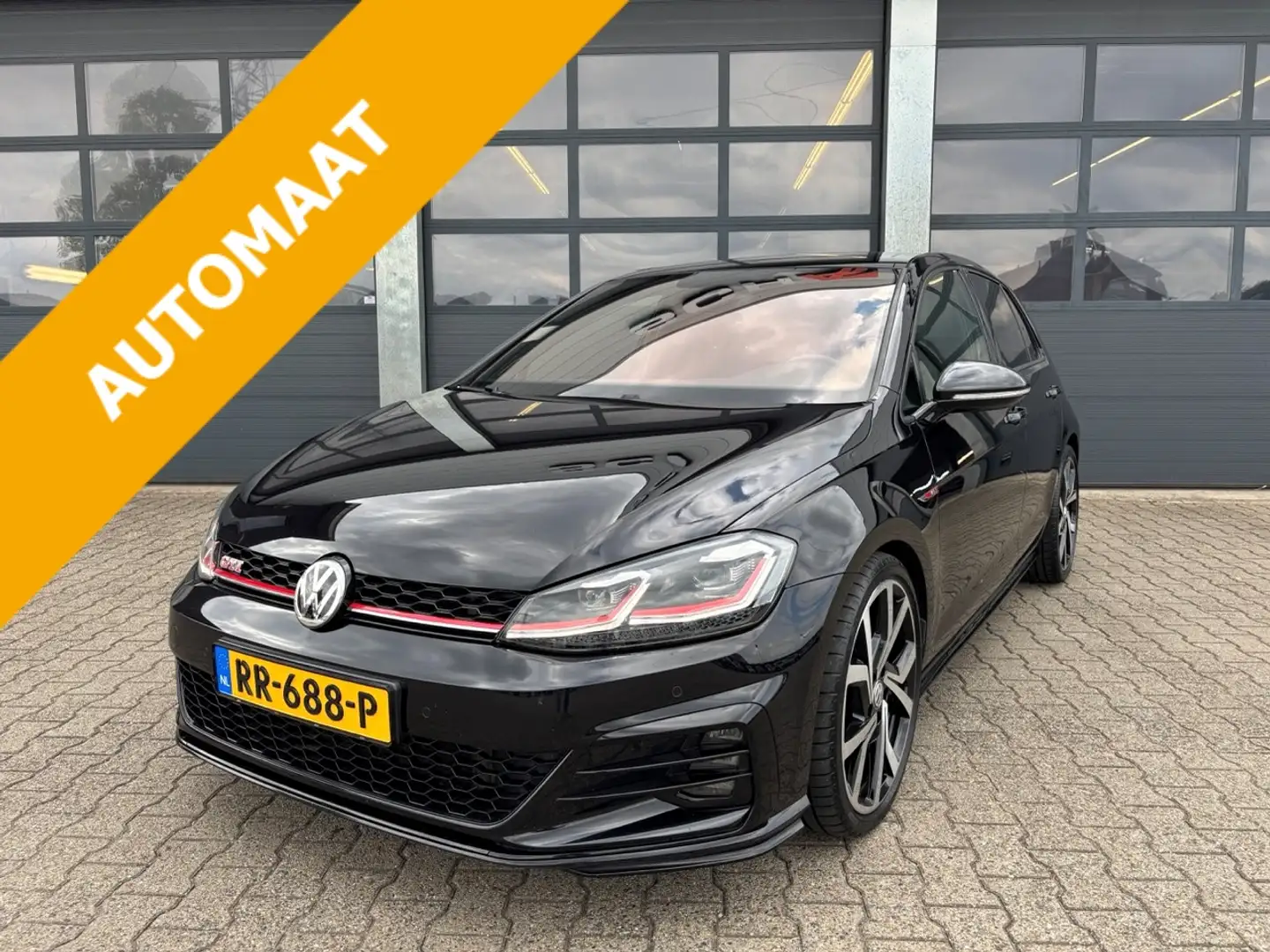 Volkswagen Golf Vii 2.0 TSI 245pk Automaat 5drs GTI Performance Zwart - 1