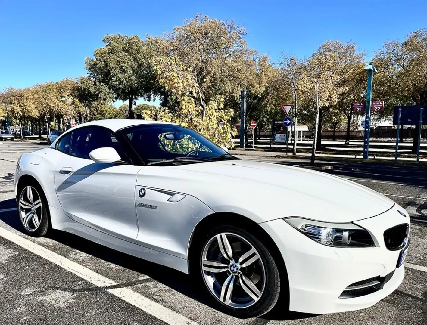 BMW Z4 sdrive20i Bianco - 1