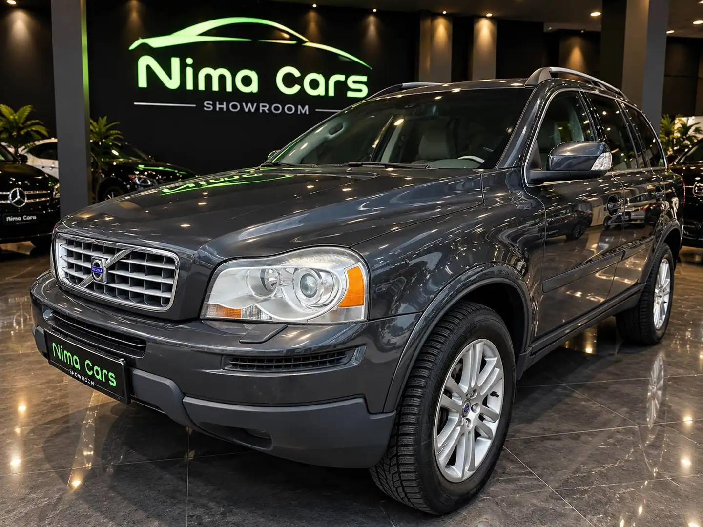 Volvo XC90 D5 Summum (136kW)(7 Sitze) Grau - 1