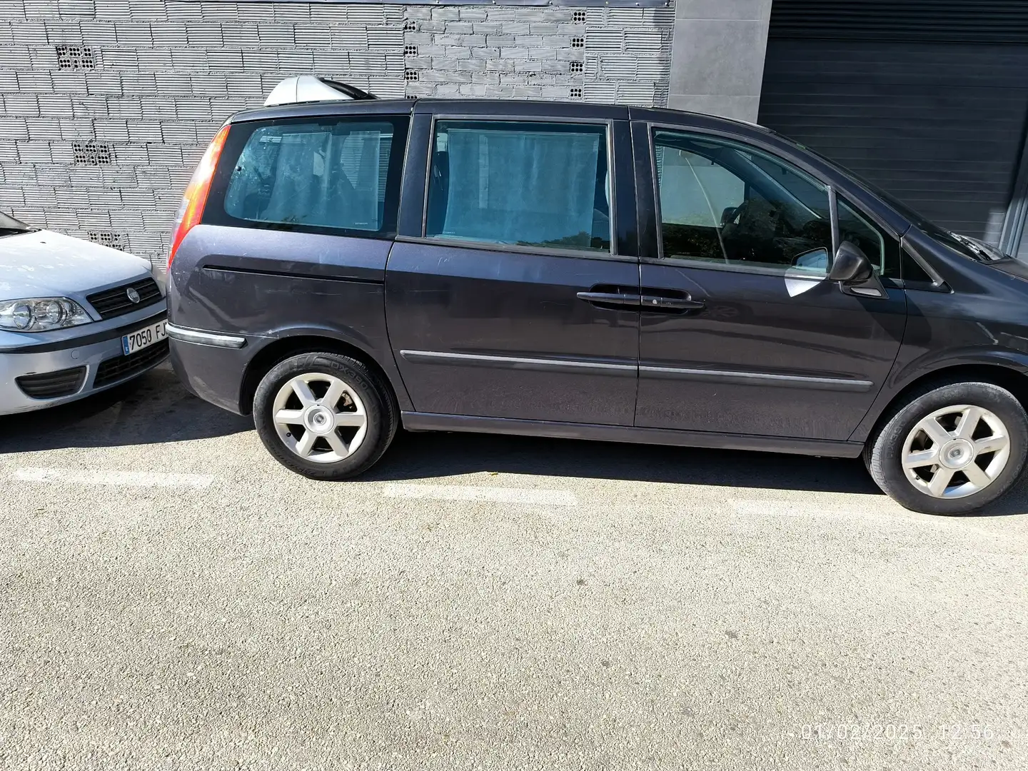 Fiat Ulysse 2.2JTD 16v Emotion Plus - 2